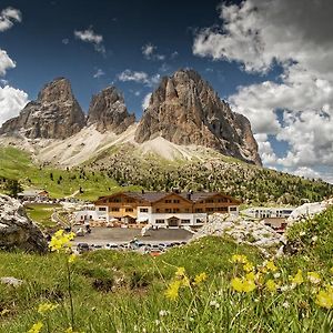 Passo Sella Dolomiti Mountain Resort